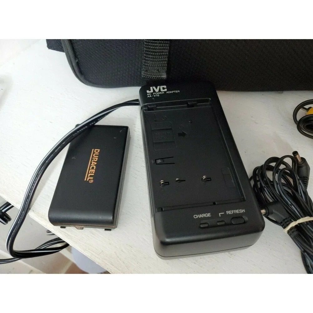 JVC VHS-C VHS Analog Camcorder Video Camera Transfer Bundle Remote VG *Works A+